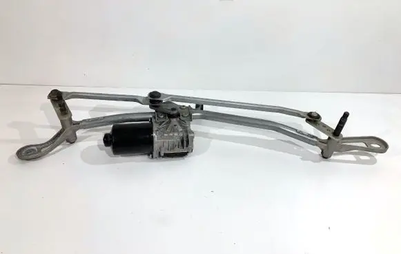 BMW 5 G30 G31 G38 Front wiper linkage and motor W224097
