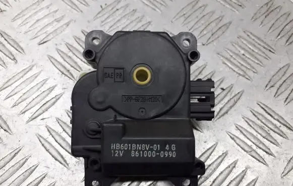Mazda 3 I A/C air flow flap actuator/motor 8610000990