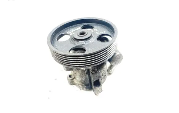 Peugeot Partner Power steering pump 9631923680
