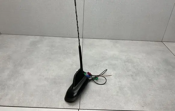 Volkswagen Tiguan Aerial GPS antenna 1K0035501H