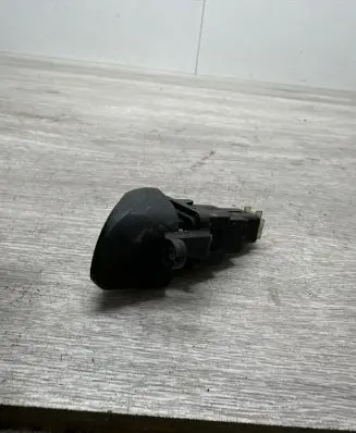 Hyundai Santa Fe Seat heating switch 93330 60607C 4A000