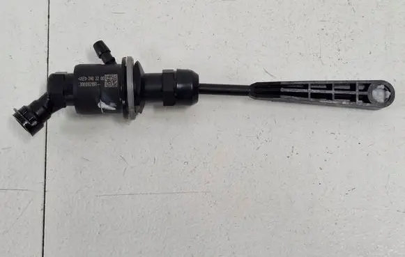 Renault Master III Clutch slave cylinder 306106218R