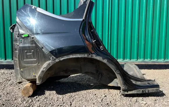 Honda CR-V Rear quarter panel 