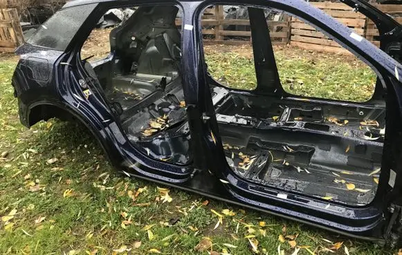 Audi Q2 - Pillar (middle) VW14249