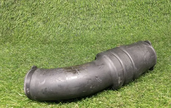 Volvo V70 Air intake duct part 08692401