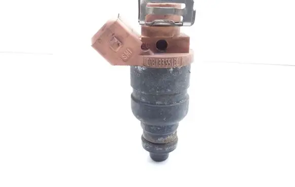 Audi A6 S6 C5 4B Fuel injector 078133551BL