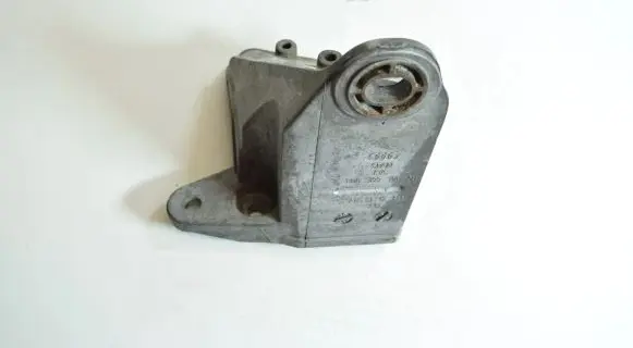Audi A6 S6 C5 4B Gearbox mounting bracket 8D0399114AH