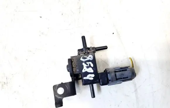 Honda CR-V Turbo solenoid valve 1646004640 164600-4640