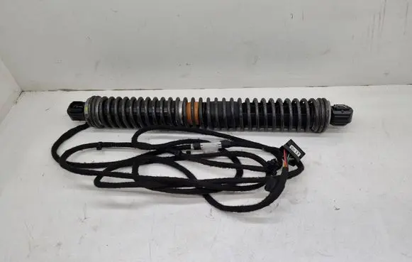 BMW 7 F01 F02 F03 F04 Tailgate strut 1053062 712009902