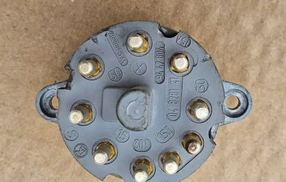 Volvo V70 Ignition lock contact 04828141 9447804