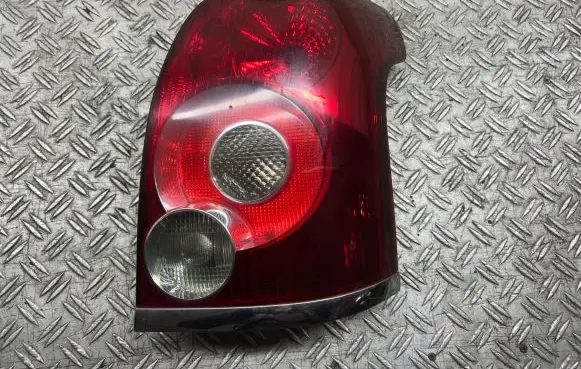 Toyota Avensis T250 Rear/tail lights