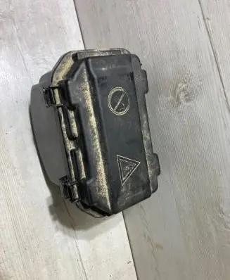 BMW 1 F20 F21 Fuse box cover 9224872