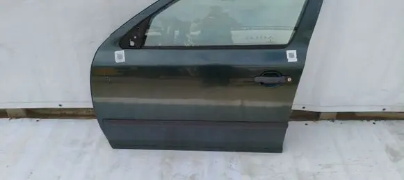 Skoda Octavia Mk2 (1Z) Front door 