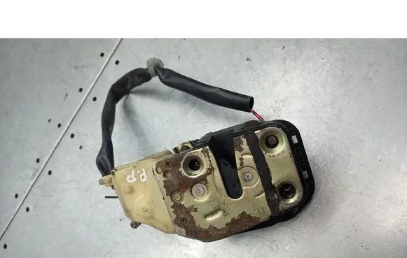 Mazda 626 Front door lock