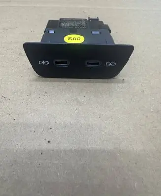 Volkswagen Tiguan USB socket connector 2G6035718