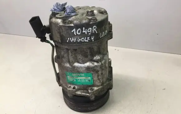 Volkswagen Golf IV Air conditioning (A/C) compressor (pump) 1J0820803F