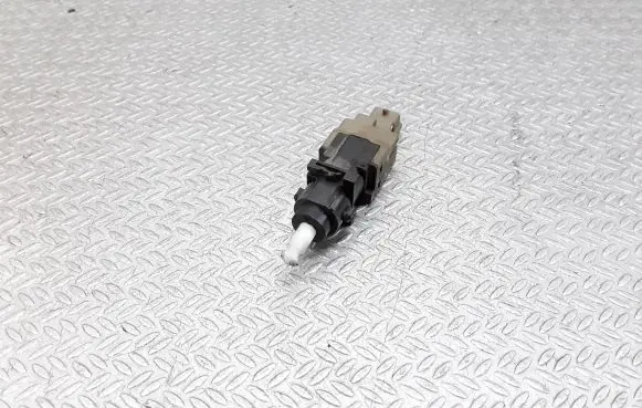 Clutch pedal sensor