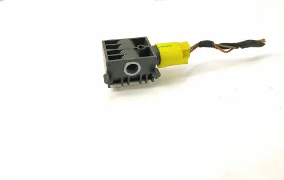 Mercedes-Benz ML W164 Airbag deployment crash/impact sensor 0038202826 A0038202826