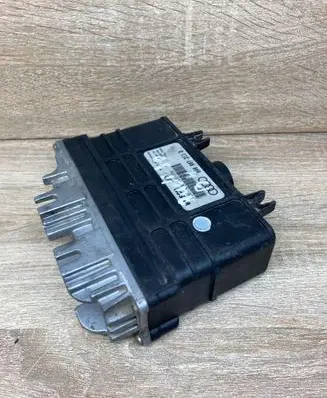 Audi 80 90 S2 B4 Engine control unit/module ECU 8A0907311B