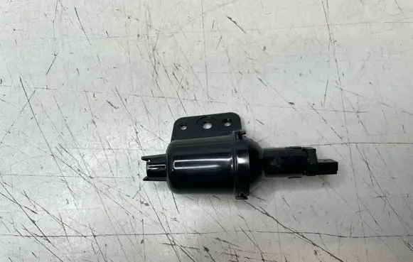 BMW 7 E65 E66 Rear door interior light 8377308 155142