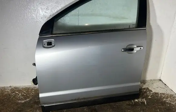 Opel Antara Front door DOT748AS2M352 43R000382