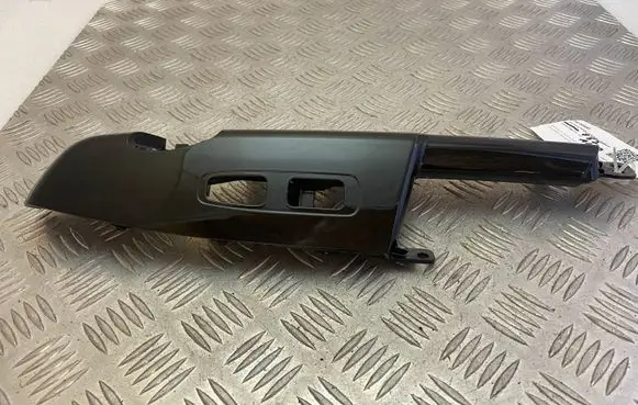 KIA Sportage Front door window switch trim 4A9515B110