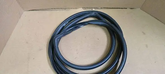 Mazda 6 Rear door rubber seal (on body)