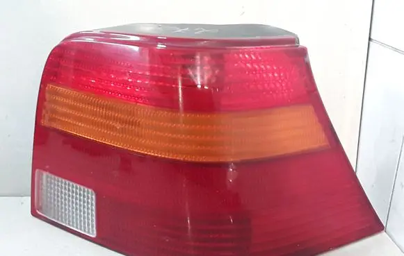 Volkswagen Golf IV Rear/tail lights 1J6945096 1J6945257