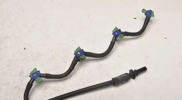 Ford Fiesta Fuel return line/hose 