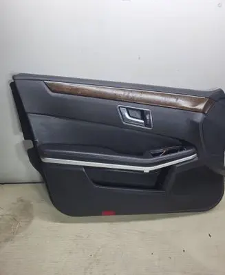 Mercedes-Benz E W212 Front door card panel trim A2127270348 0007535720 00009051