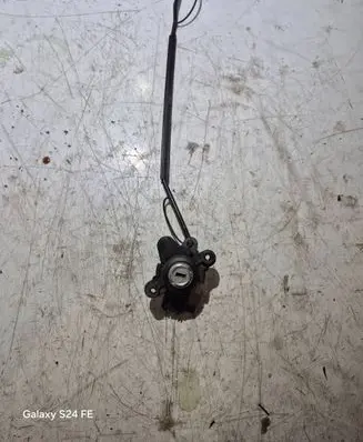 BMW 3 E46 Tailgate exterior lock 8196052
