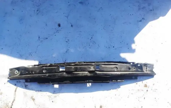 Opel Zafira A Front bumper cross member