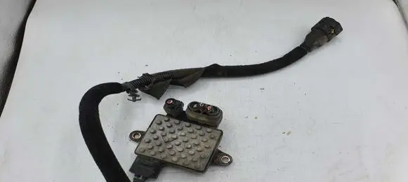 Hyundai Sonata Glow plug pre-heat relay C2SQL7904373 1542724