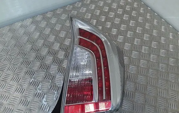 Toyota Prius (XW30) Rear/tail lights