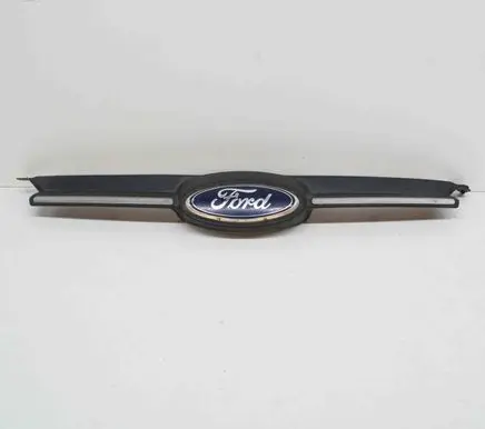 Ford Focus Front bumper upper radiator grill BM518200B BM51BA133B