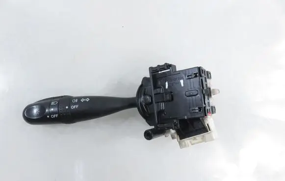 Suzuki Swift I Wiper turn signal indicator stalk/switch 173744