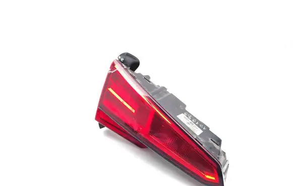 Audi A4 S4 B9 Tailgate rear/tail lights 8W5945075A