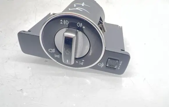 Mercedes-Benz C W204 Light switch A2045453004