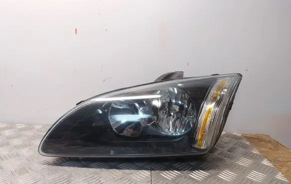 Ford Focus Headlight/headlamp 4M5113W030JB