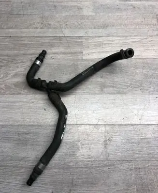 Mercedes-Benz E W212 Engine coolant pipe/hose A2125010925