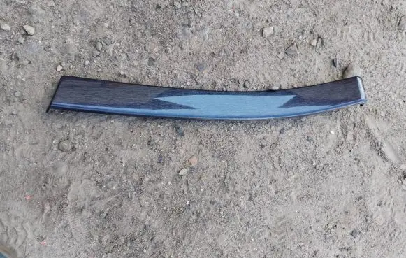 BMW 5 E39 Dashboard glove box trim 8159742