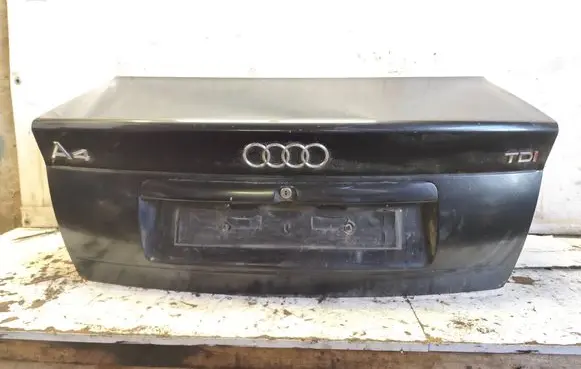 Audi A4 S4 B5 8D Tailgate/trunk/boot lid