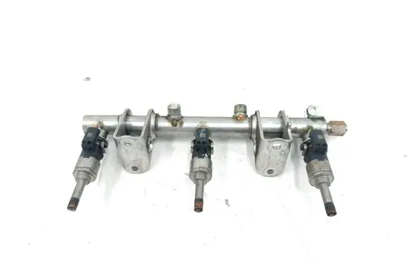 Porsche Macan (95B) Fuel main line pipe 94611011700