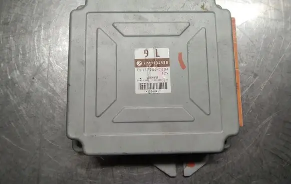 Subaru Legacy Engine control unit/module 2211AJ48B 1122007604