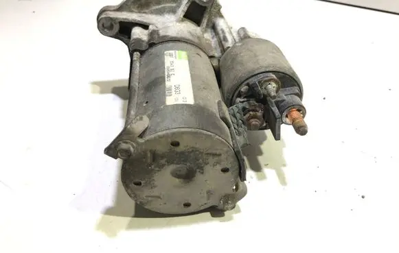 Peugeot 307 CC Starter motor 9646844680 D6G3
