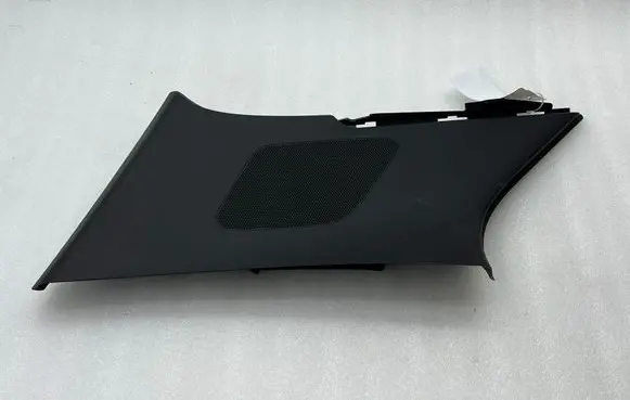Audi Q2 - (C) pillar trim 81A867287A