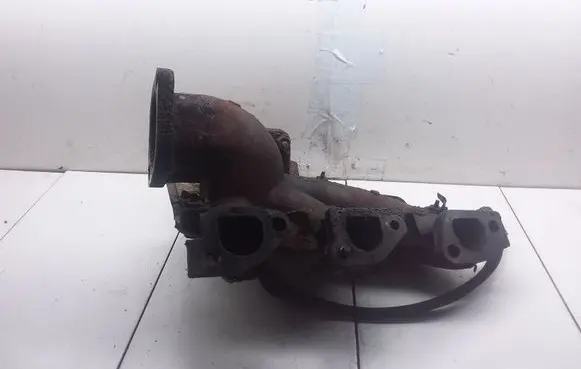 Chrysler Voyager Exhaust manifold 04781170AB