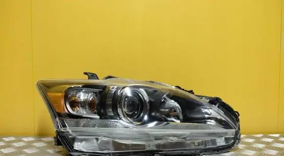 Lexus CT 200H Headlight/headlamp LEXUS-CT200 2625