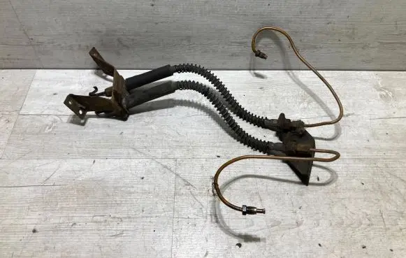 Brake vacuum hose/pipe