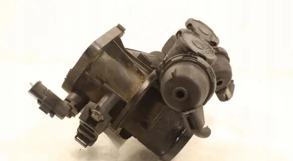 Citroen C4 II Picasso Throttle body valve 9657522480